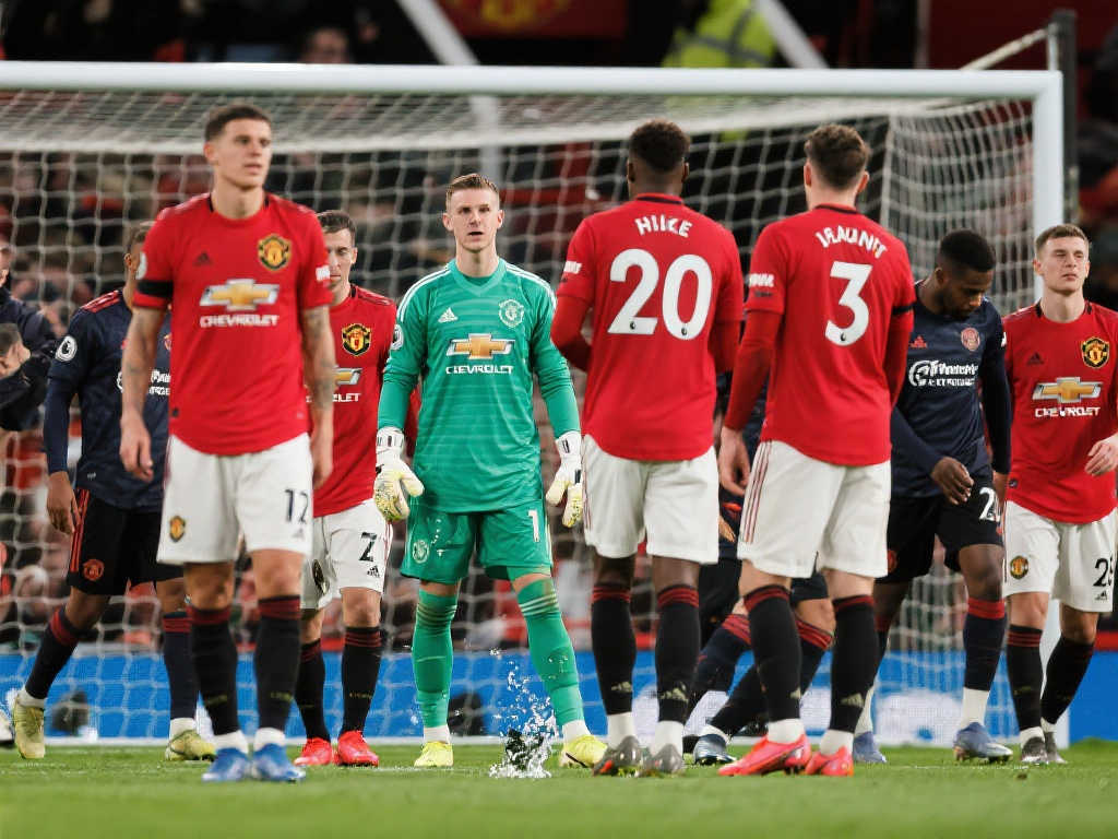 個巨大吸引 個巨大吸引