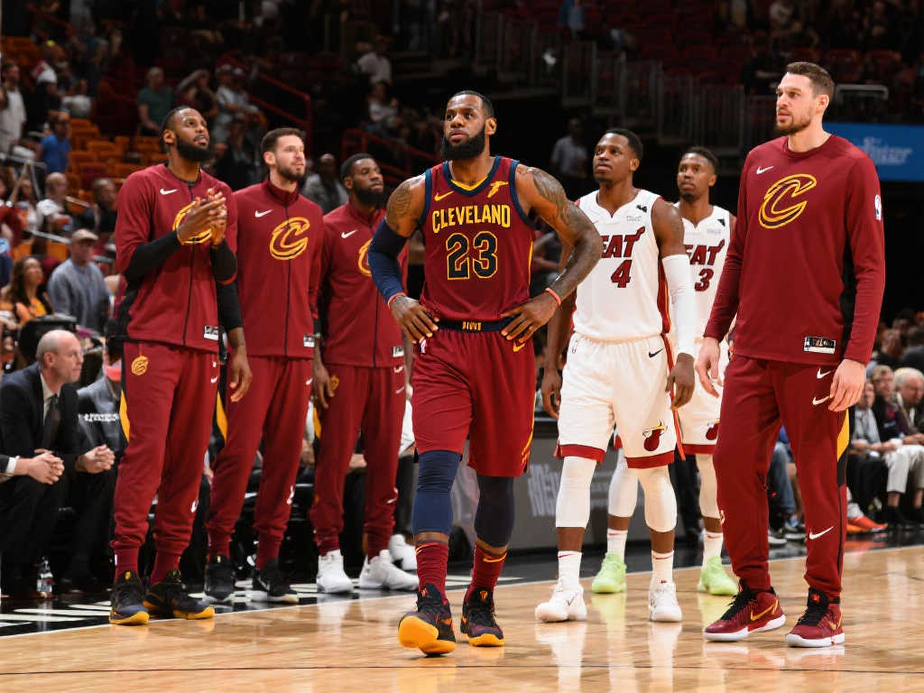 响与更多关 响与更多关